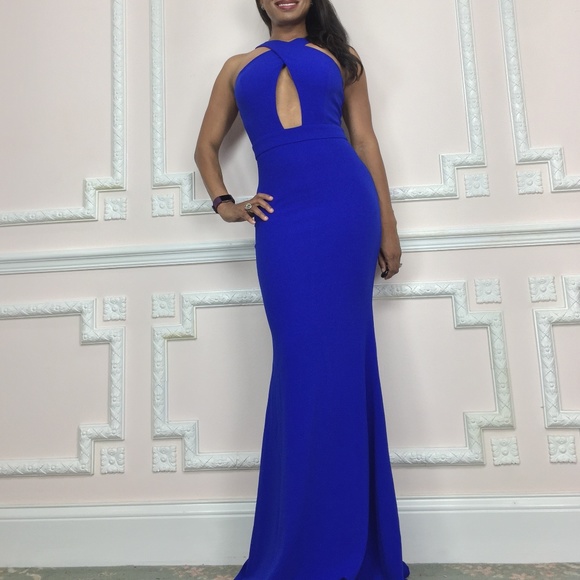 Long sexy dress gown with figure hugging fit - Picture 4 of 4